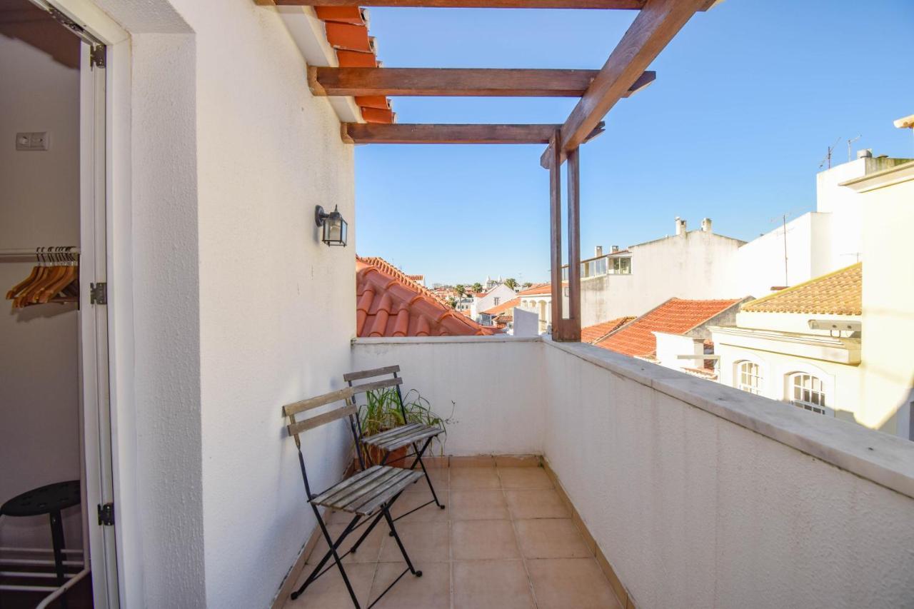 Central Family Apartment - 60 M From The Beach Кашкайш Екстериор снимка